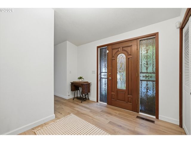 10748 Se 99TH Dr, Happy Valley, OR 97086
