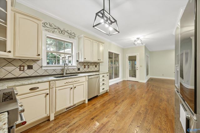 155 Lincarrie Lane, Huntsville, AL 35749