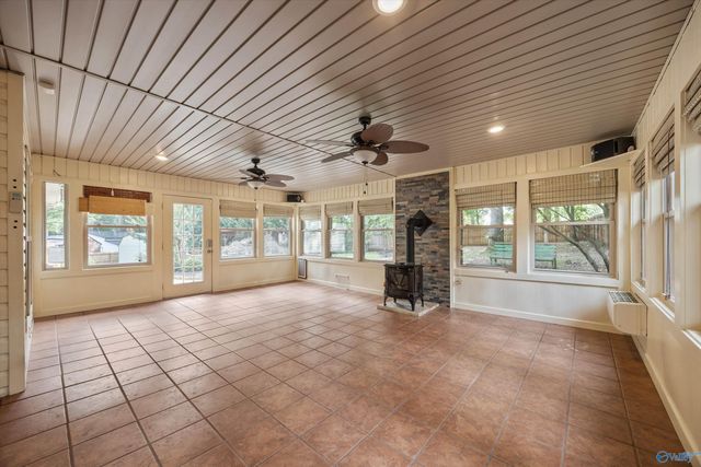 155 Lincarrie Lane, Huntsville, AL 35749