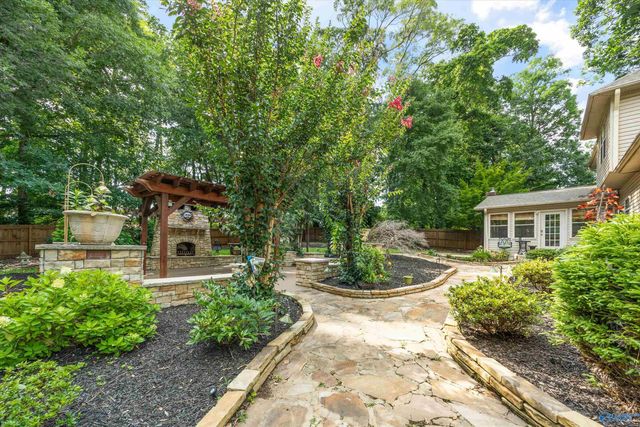 155 Lincarrie Lane, Huntsville, AL 35749