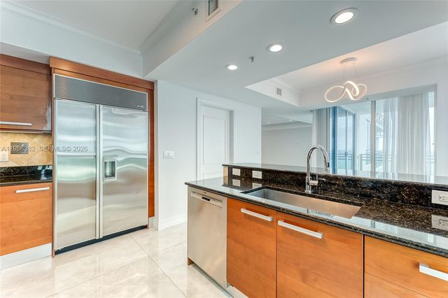 3535 S OCEAN DR 2203, Hollywood, FL 33019