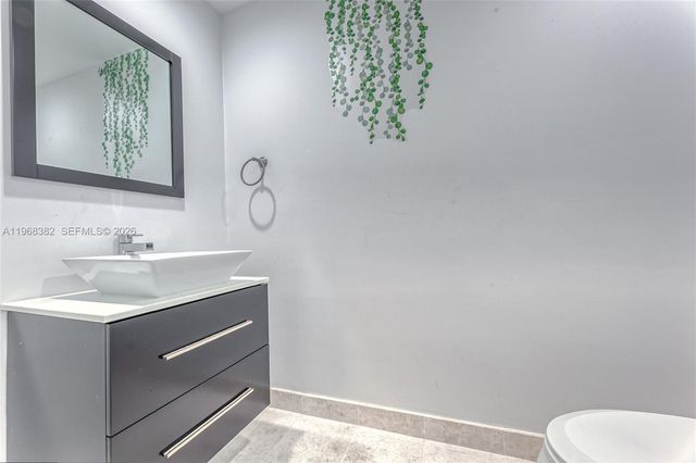 3535 S OCEAN DR 2203, Hollywood, FL 33019