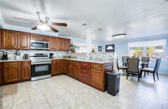 6724 77TH AVENUE N, Pinellas Park, FL 33781