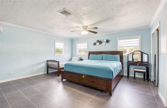 6724 77TH AVENUE N, Pinellas Park, FL 33781