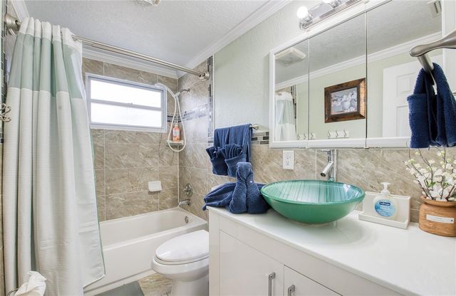 6724 77TH AVENUE N, Pinellas Park, FL 33781