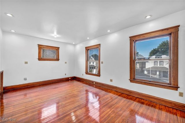 3719 Poe Avenue, Cleveland, OH 44109