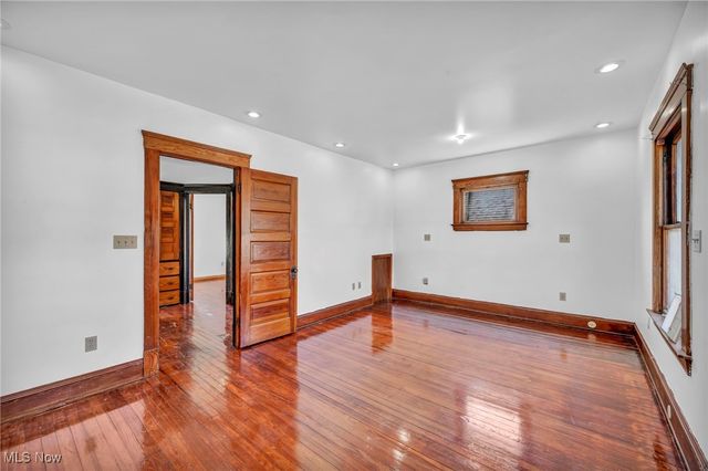 3719 Poe Avenue, Cleveland, OH 44109