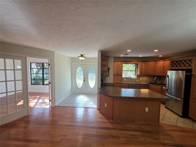 2007 INGRAM AVENUE, Sarasota, FL 34232