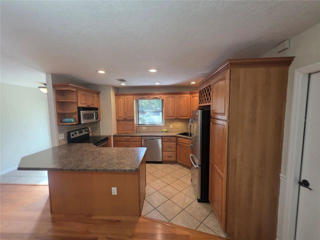 2007 INGRAM AVENUE, Sarasota, FL 34232