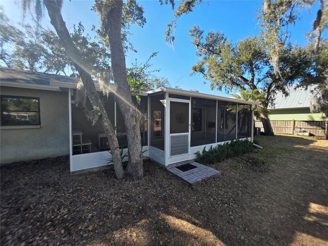 2007 INGRAM AVENUE, Sarasota, FL 34232