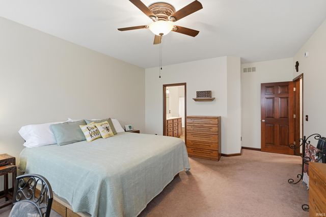 4006 Ravens Cove Run, Fort Wayne, IN 46818