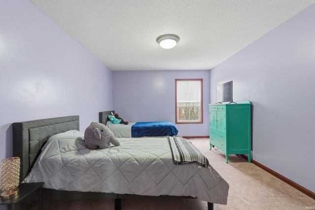 4006 Ravens Cove Run, Fort Wayne, IN 46818