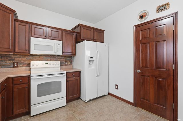 4006 Ravens Cove Run, Fort Wayne, IN 46818