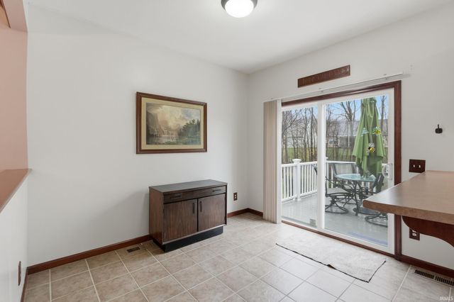 4006 Ravens Cove Run, Fort Wayne, IN 46818