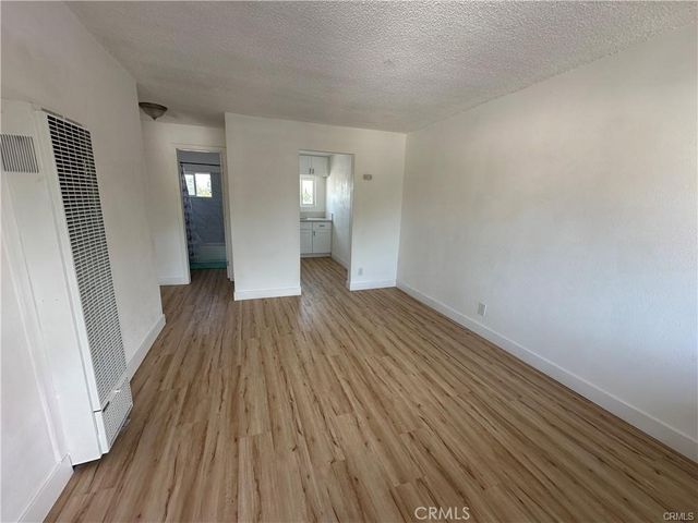 1201 E 78th Street, Los Angeles, CA 90001