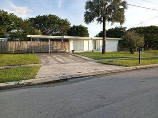 100 SE Naranja Avenue, Port St Lucie, FL 34983