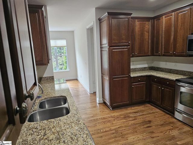212 Medford Drive, Greer, SC 29650