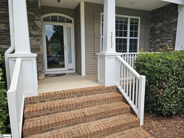212 Medford Drive, Greer, SC 29650