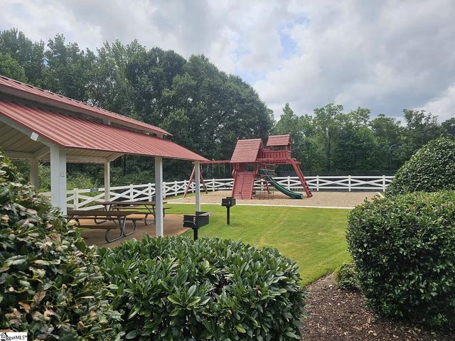 212 Medford Drive, Greer, SC 29650
