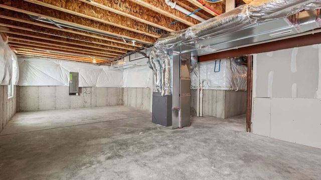 7658 W 106th Place, Crown Point, IN 46307