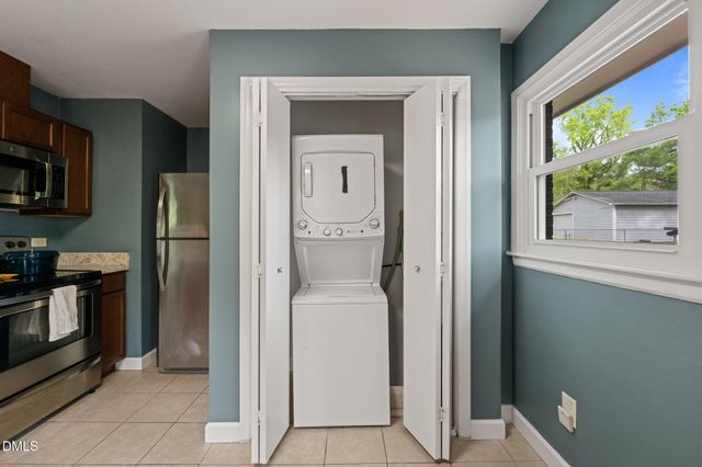 1013 Meadowbrook Drive, Garner, NC 27529