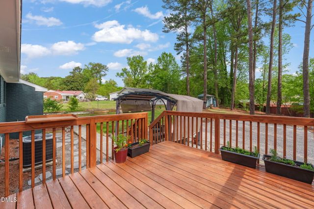 1013 Meadowbrook Drive, Garner, NC 27529