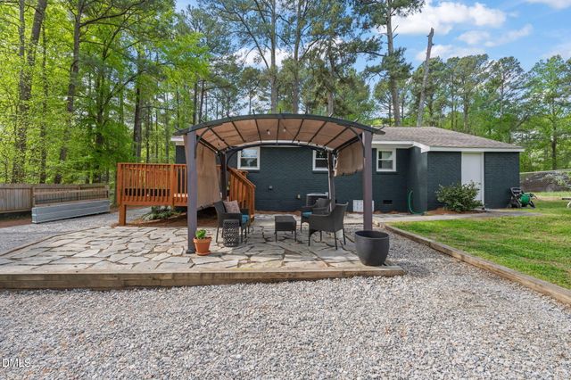 1013 Meadowbrook Drive, Garner, NC 27529