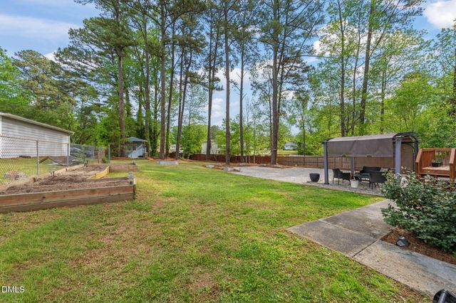 1013 Meadowbrook Drive, Garner, NC 27529
