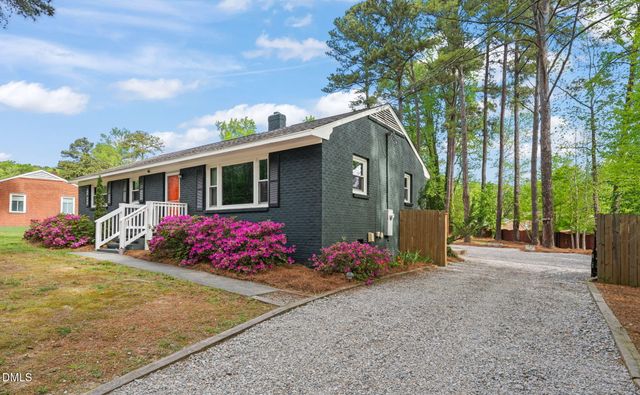 1013 Meadowbrook Drive, Garner, NC 27529