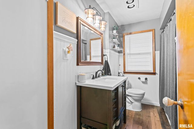 1913 E Hood Street, Springfield, IL 62703