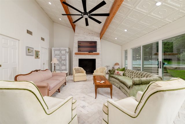 8948 David Fort Road, Argyle, TX 76226