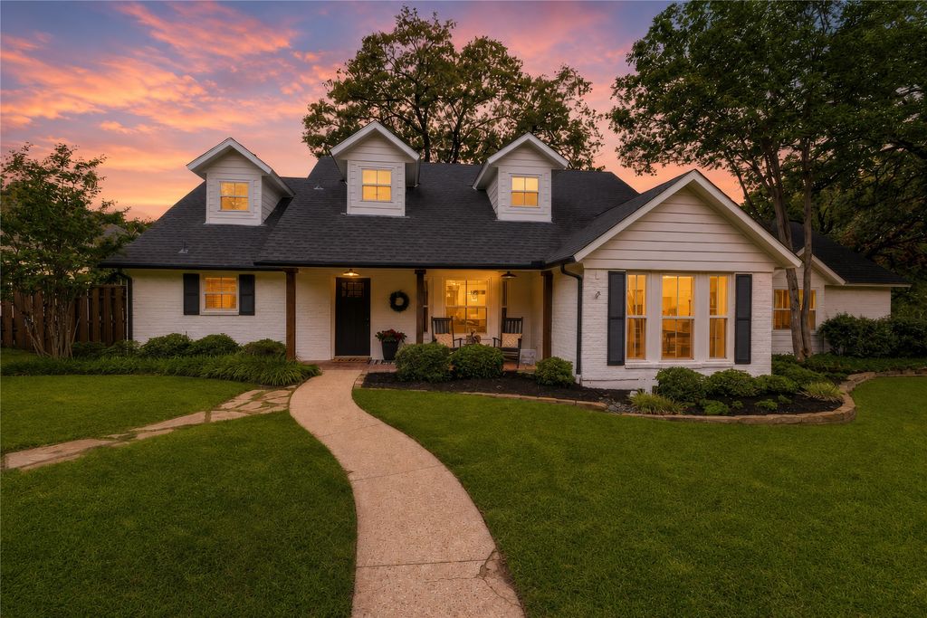 8948 David Fort Road, Argyle, TX 76226