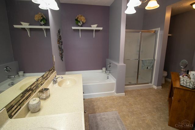 1229 Feather Trail, Maineville, OH 45039