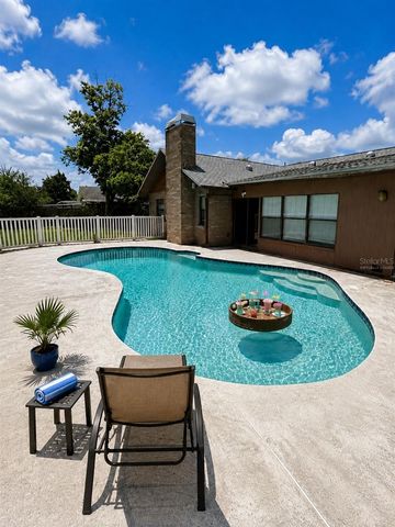 11122 HANNAWAY DRIVE, Riverview, FL 33578