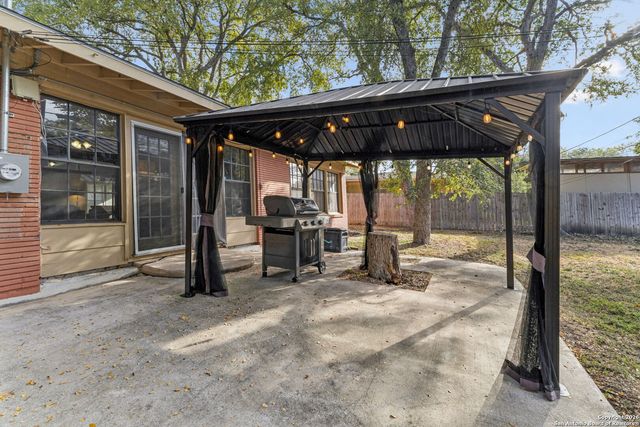 314 Northridge Dr, San Antonio, TX 78209