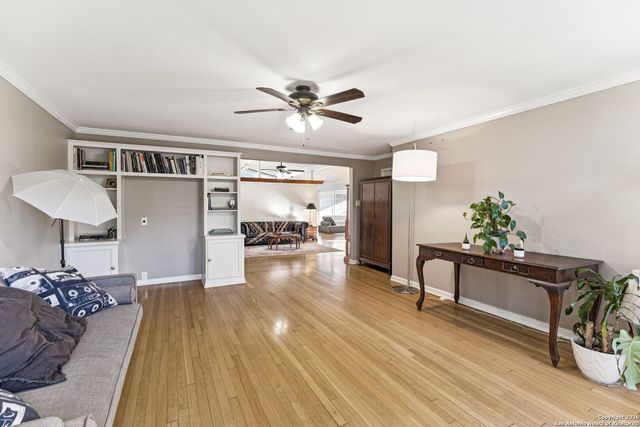 314 Northridge Dr, San Antonio, TX 78209