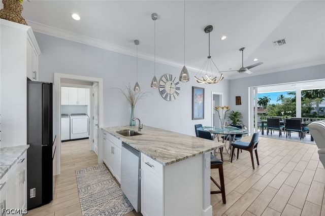 117 Sand Dollar DR, Fort Myers Beach, FL 33931