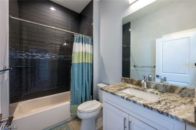 117 Sand Dollar DR, Fort Myers Beach, FL 33931