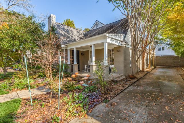 1026 N Winnetka Avenue, Dallas, TX 75208