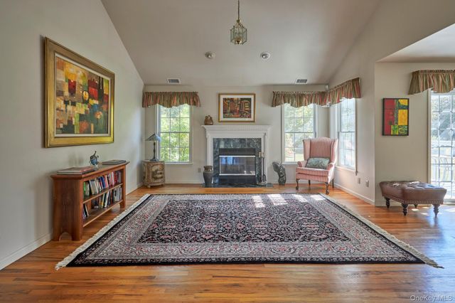 111 Sandalwood Lane, Rhinebeck, NY 12572