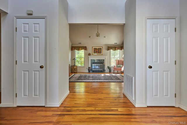 111 Sandalwood Lane, Rhinebeck, NY 12572