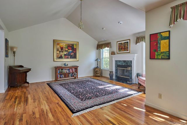 111 Sandalwood Lane, Rhinebeck, NY 12572