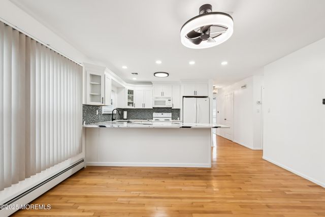 112 Barbuda Street, Toms River, NJ 08757