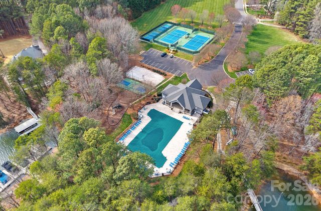 115 Pine Cliff Lane, Mooresville, NC 28117