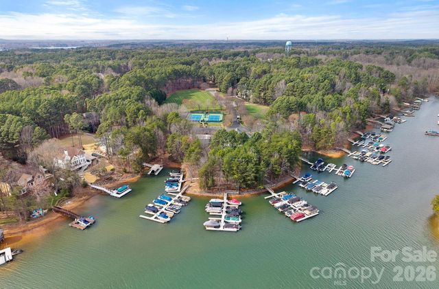 115 Pine Cliff Lane, Mooresville, NC 28117