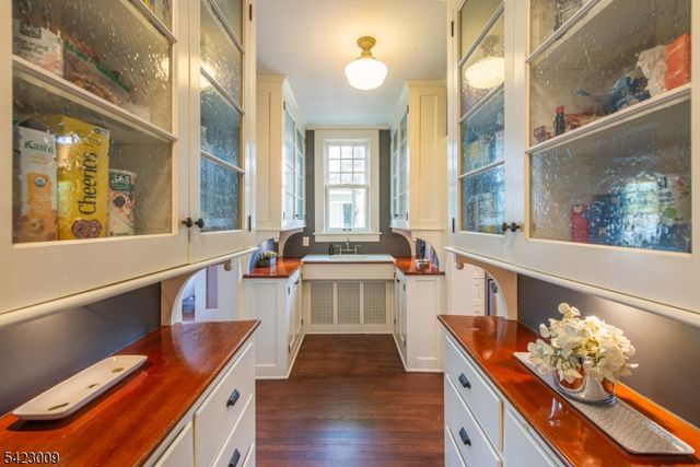 104 Gates Ave, Montclair Twp., NJ 07042