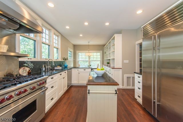 104 Gates Ave, Montclair Twp., NJ 07042