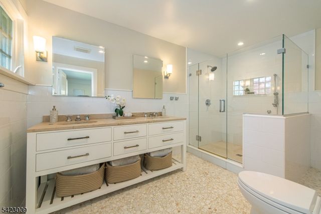 104 Gates Ave, Montclair Twp., NJ 07042