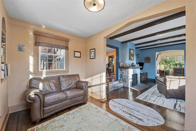 74 Central Parkway, Mount Vernon, NY 10552