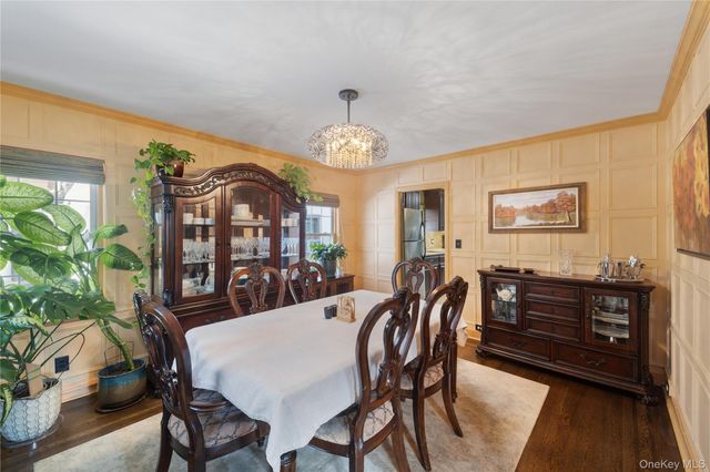 74 Central Parkway, Mount Vernon, NY 10552